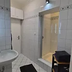 Koje 7 * Garding